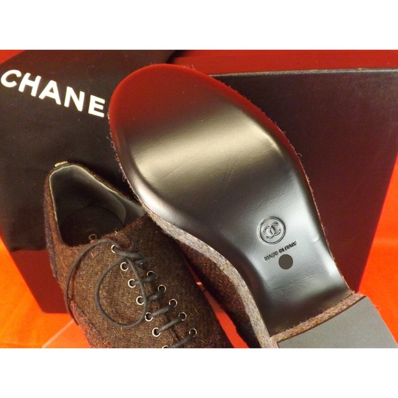 NIB CHANEL G31343 BURGUNDY TWO TONE TWEED CC PLATFORM OXFORDS WEDGE HEEL 39.5 9 - Picture 11 of 12